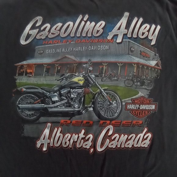 Harley-Davidson  Gasoline Alley Red Deer Alberta graphic Tee Size in description - Picture 4 of 5